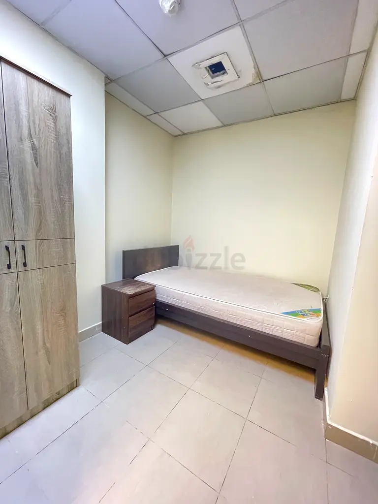 Apartment Cozy room with attached private washroom Dubai