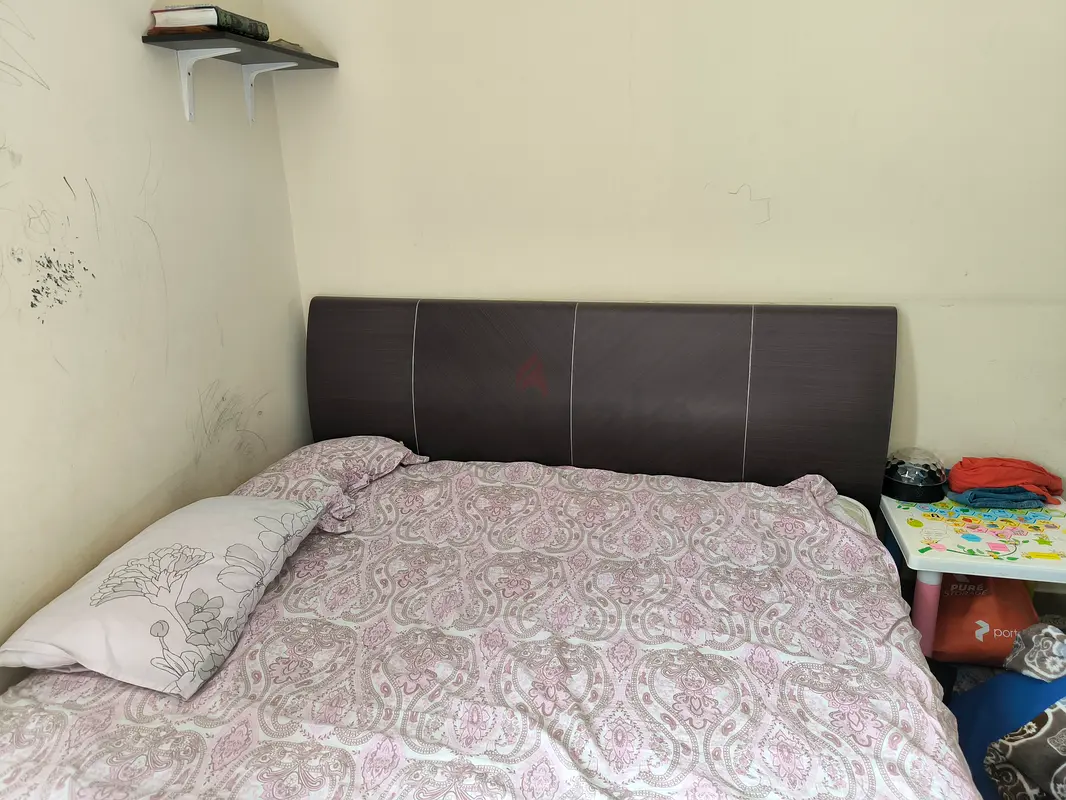 Full bedroom furniture set