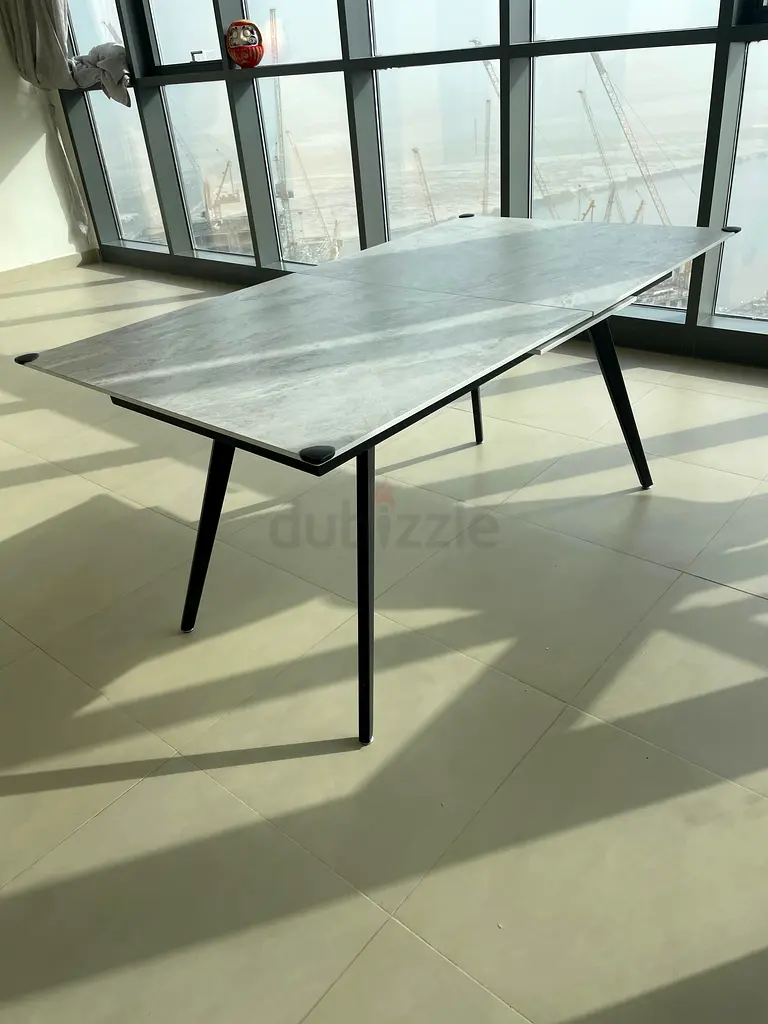 Extending Marble Dining table