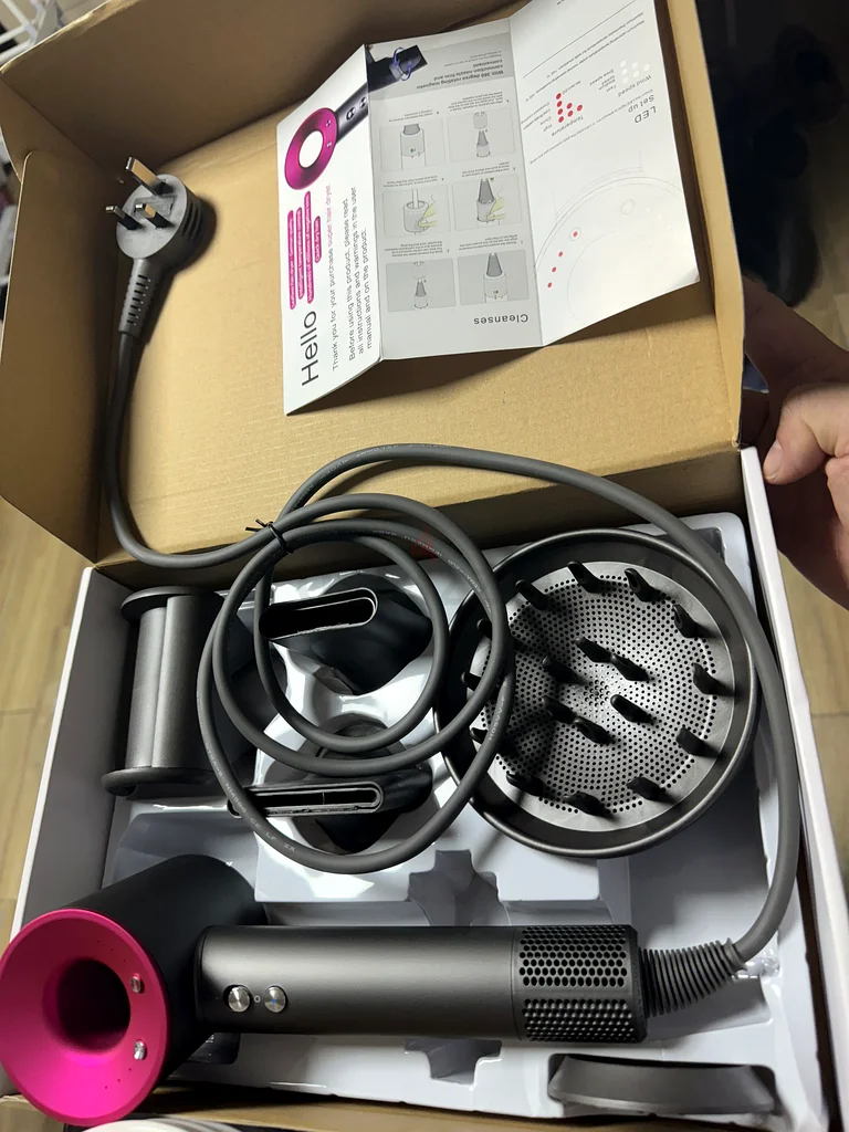 Brand new Professional Dyson-style Hair Dryer 1600w- whole set63243682909953112