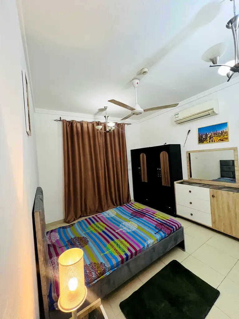 Apartment Room For Rent Near Salahuddin Metro Station Al Muteena