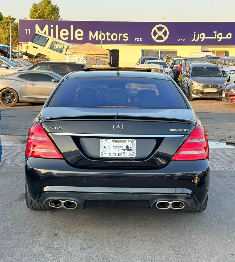 مرسيدس بنز S550 L نسخة دول مجلس التعاون الخليجي، قطعت 186500 كم، لون أسود مع داخلية بيج63231641328258111