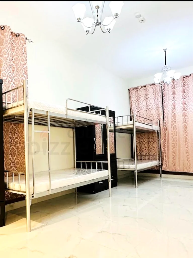 Apartment Brand New Bed Space, Behind Burjuman Metro Stn available