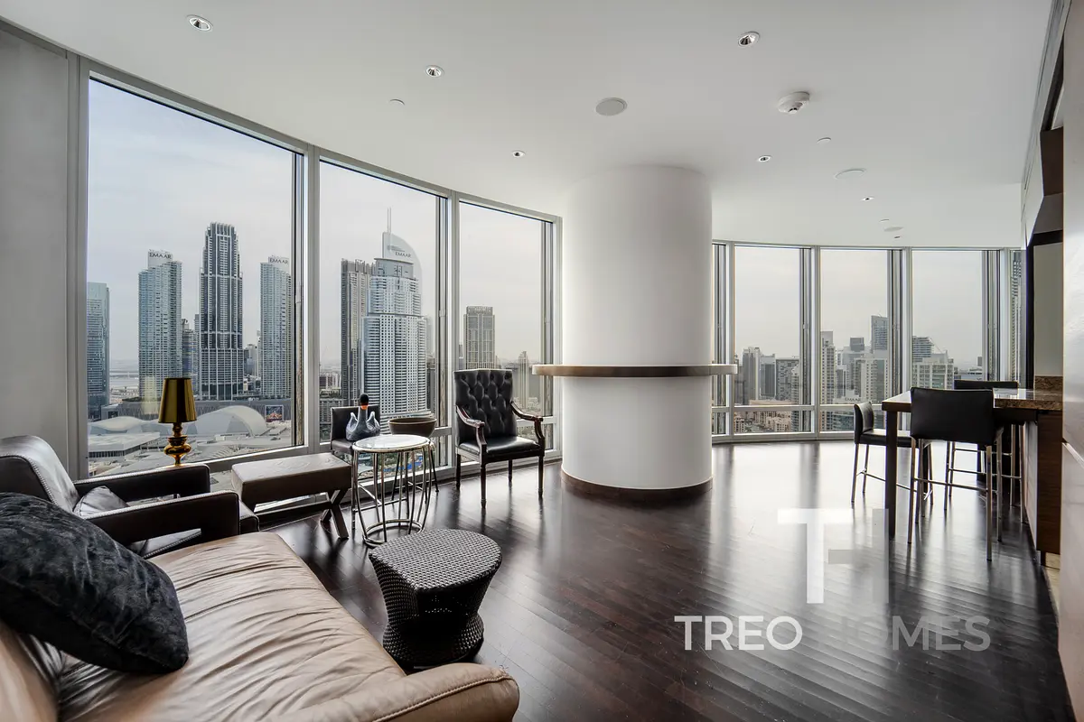 Apartment Perfect Fountain Views Vacant Direct Elevator