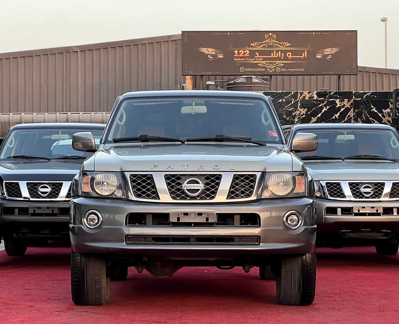 Nissan Patrol Super Safari 201863227778564737112