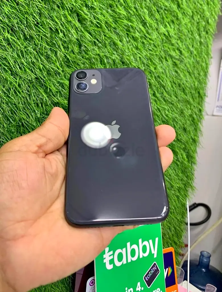 iPhone 11 for sale 128gb black colour water pack