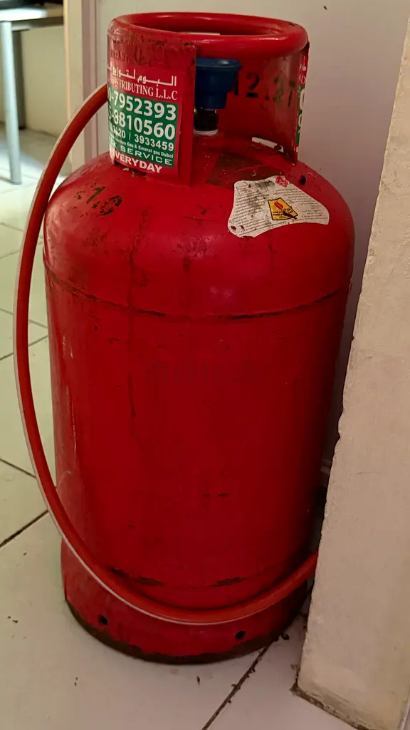 Gad cylinder with regulator 22kg