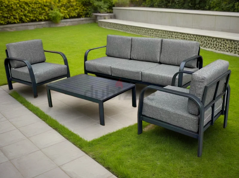 Outdoor garden five seats sofa set with coffee table and thick