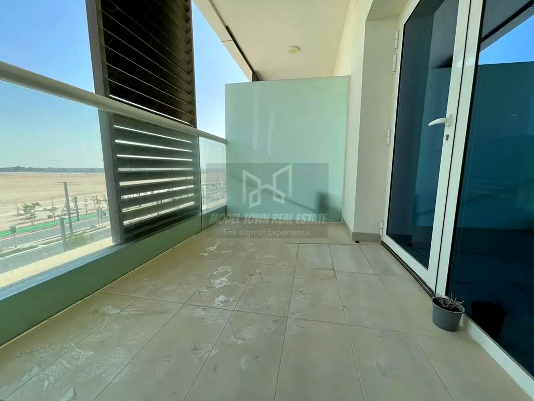 Apartment LuxuryFurnished StudioSep KitchenBalconyPoolGymParking