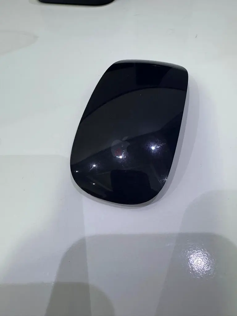 New Mac Mini M2 chip with keyboard and mouse