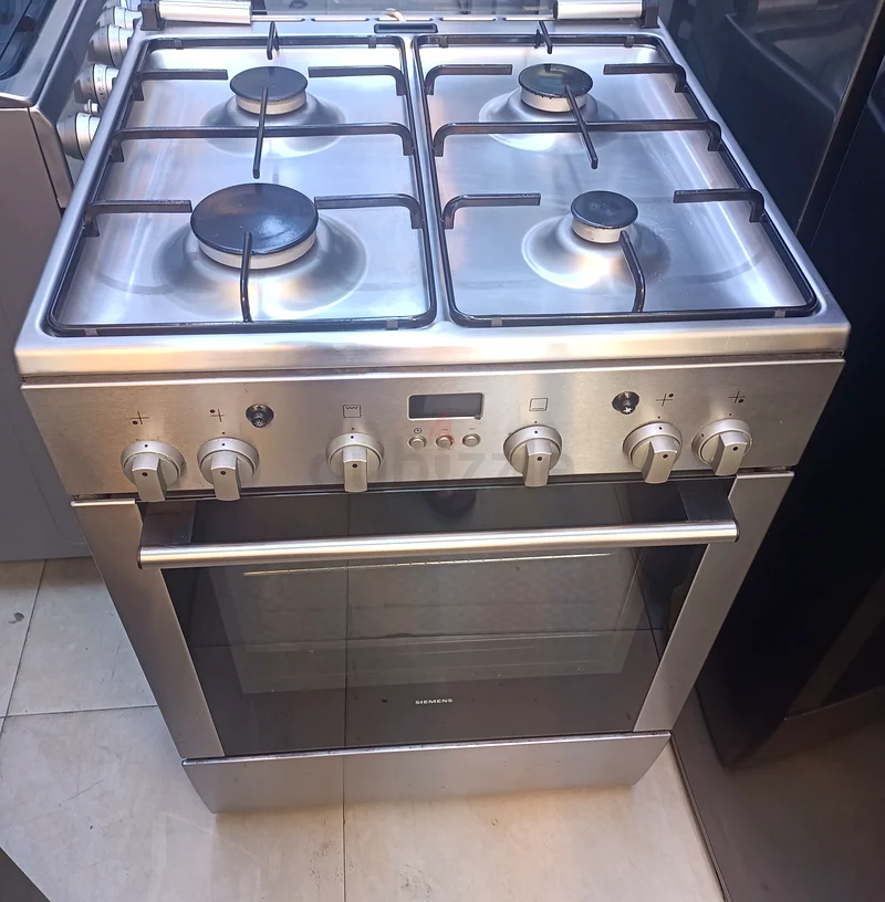 SIEMENS (Top Gas Oven Electric) 60cm Cooking Range