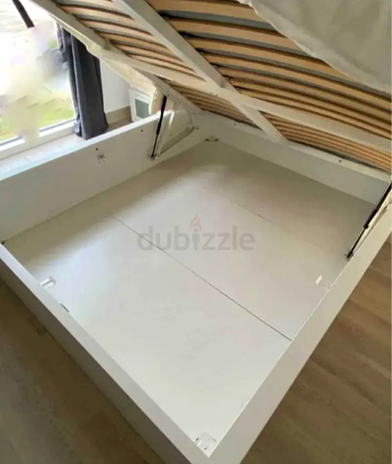 Ikea queen size hydraulic bed with ikea mattress