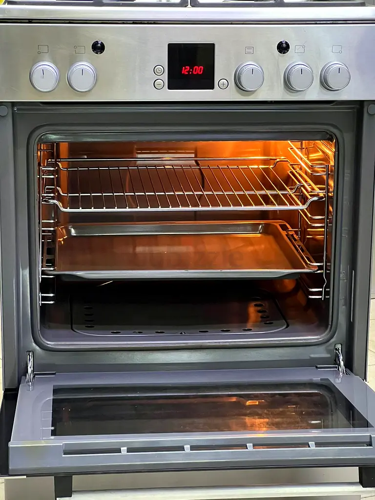 Bosch stove full gas top 4 burner 60×60 cm