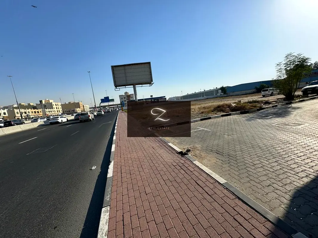Industrial For sale land in Sharjah / Industrial