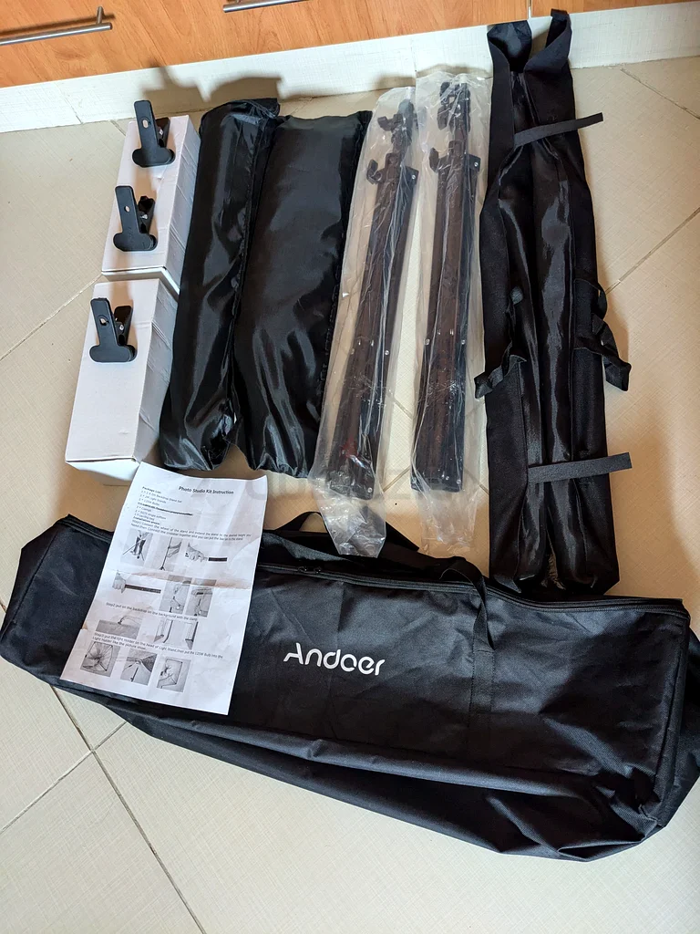 Andoer Photography Soft Lighting Kit with Studio Backdrop (no cloth)63172677046913113