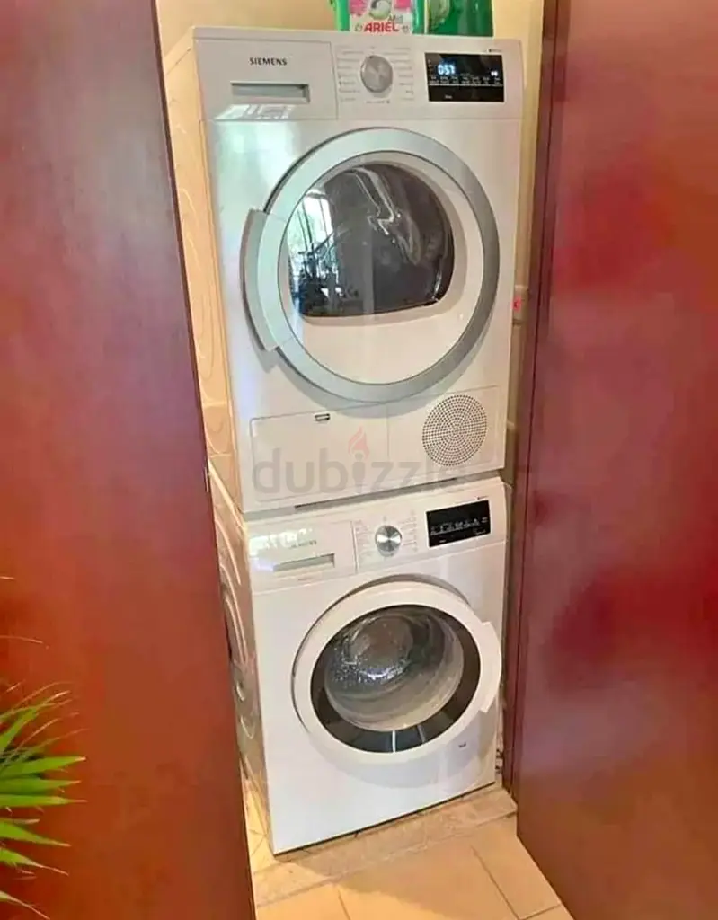 .Siemens iQ500 Separate Washer 9 kg Dryer 9 kg