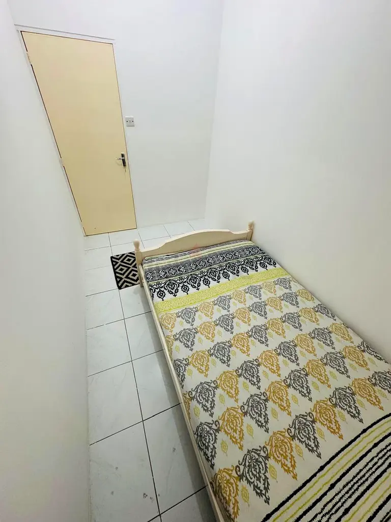 Apartment Partition BalconyFurnishedFamily Room for Couple Near NMC