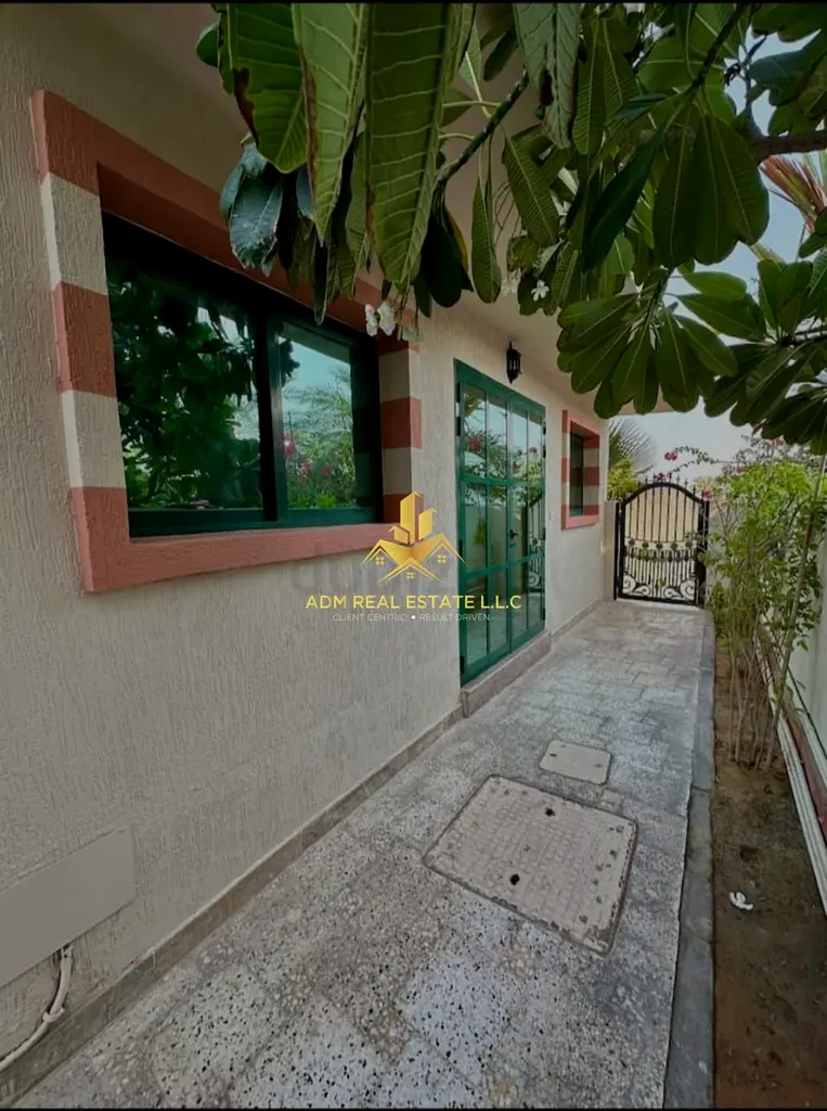 Villa *GRAB THE DEAL*HUGE 1BR VILLACLOSED KITCHENSHARED GARDEN