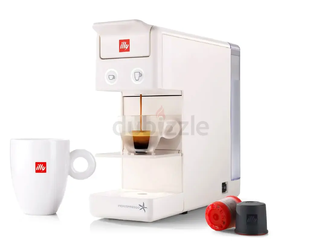 illy coffee machine brand new