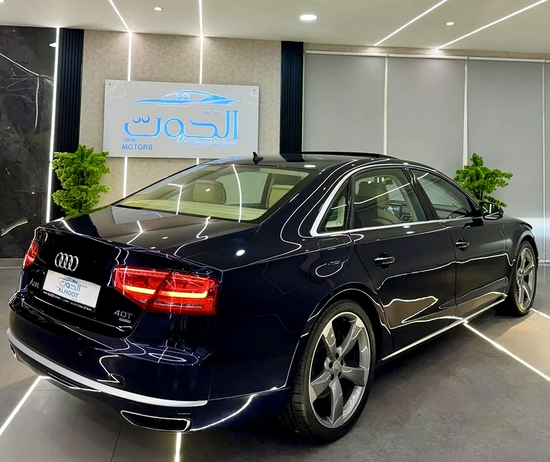 LIMITED AUDI A8 QUATTRO S-LINE II TOP RANGE II ACCIDENT-FREE II GCC || SCREENS632247913676831125