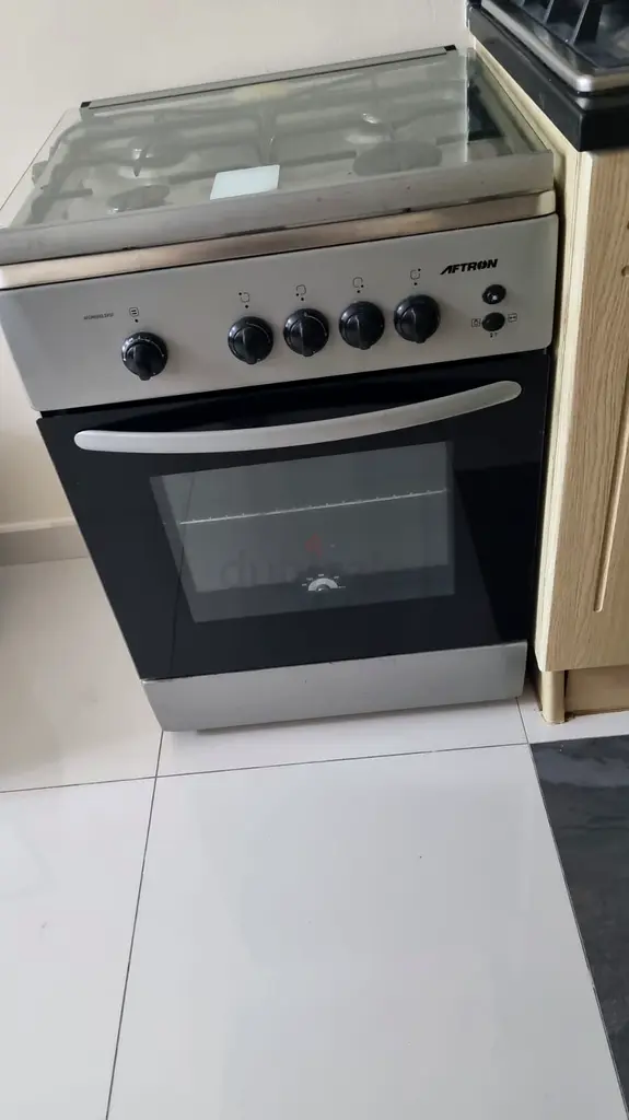 Aftron brand Gas cooker with electric ignition for sale.