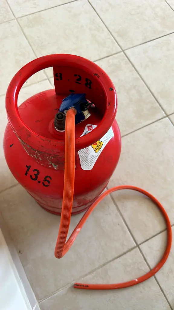 Gas Cylinder small size 11kg with pipe regulator