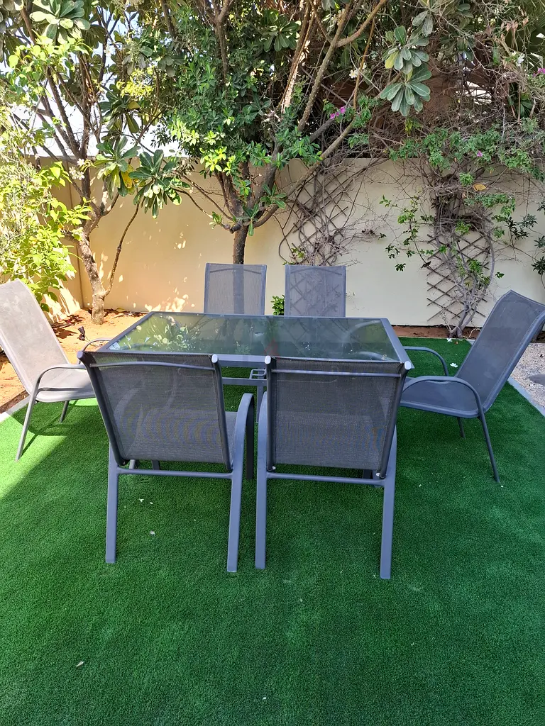 Outdoor Table and chairs