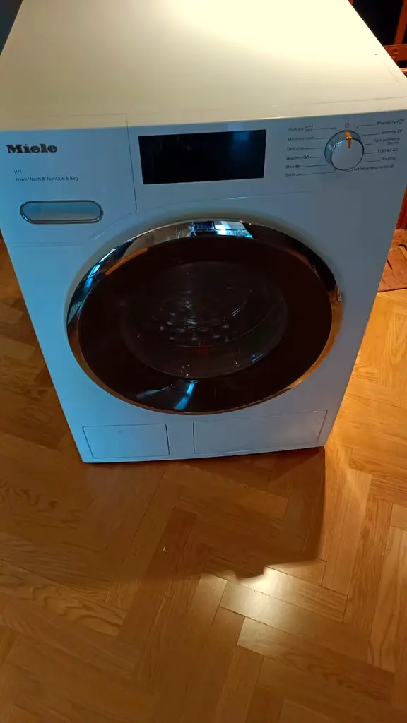 Miele brand new model 9 kg washing machine Under warranty