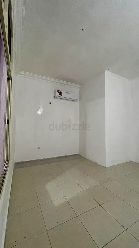 Apartment Nice studio with parking located near mushrif mall rent