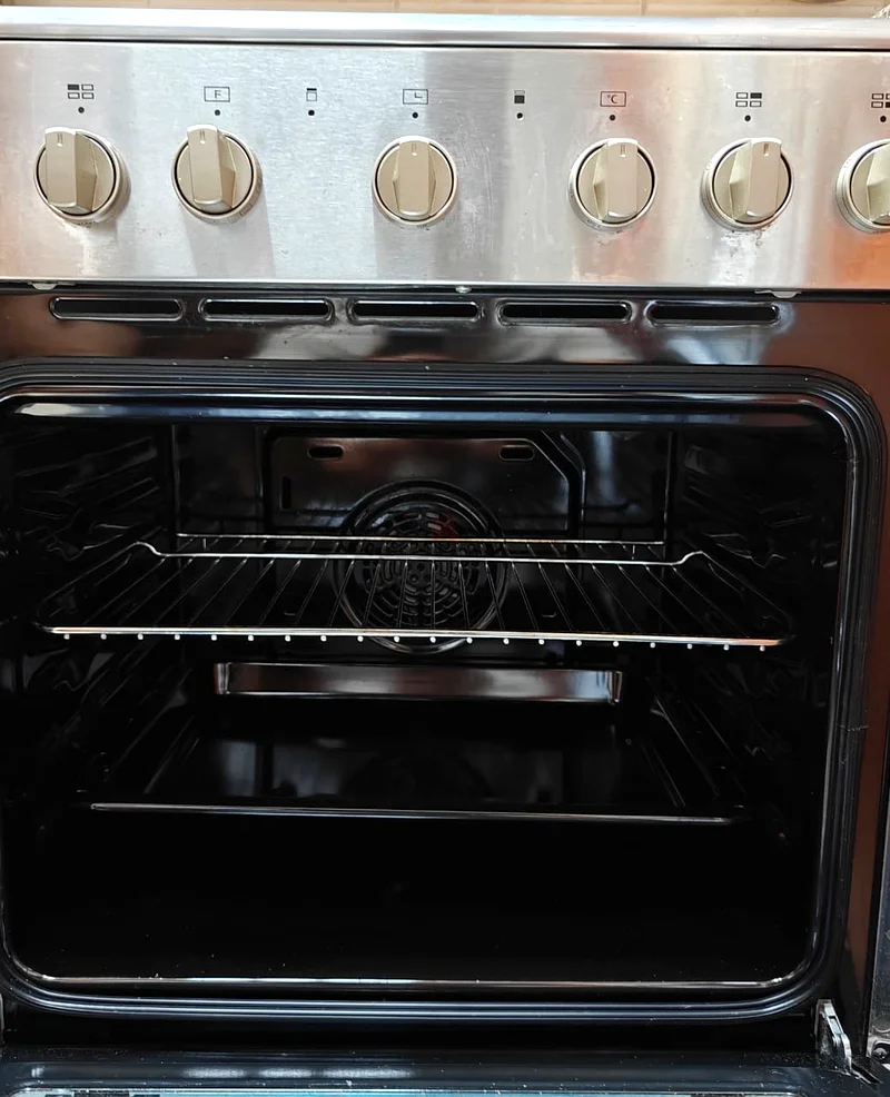 Electric cooking range