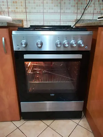 Beko 4 Gas Burner Full Automatic Heavy Duty  Cooker FSGT61121DXL FREE DELIVERY +WARRANTY