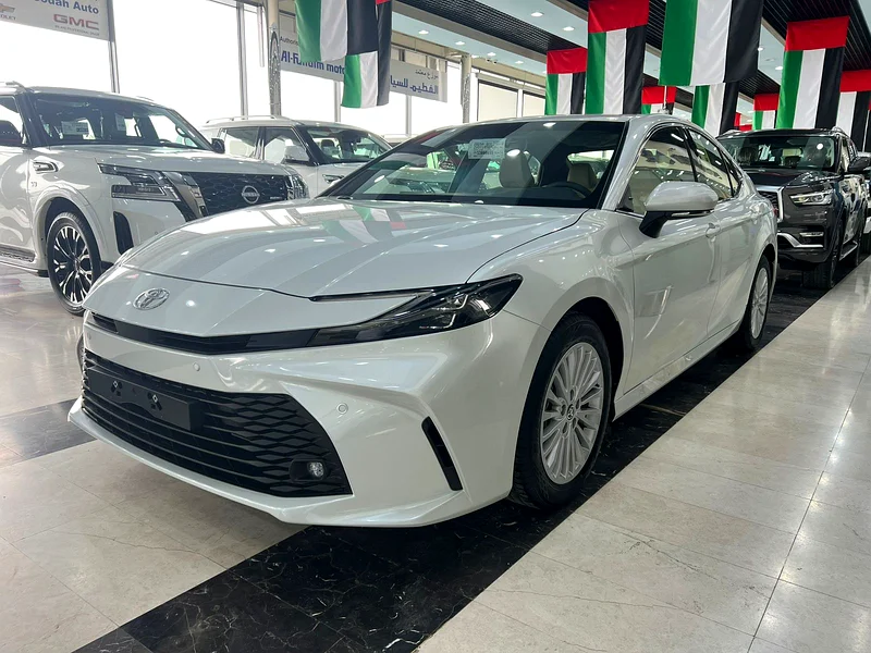 تويوتا كامري XLE موديل 2025 - ضمان الوكالة63147211700097111