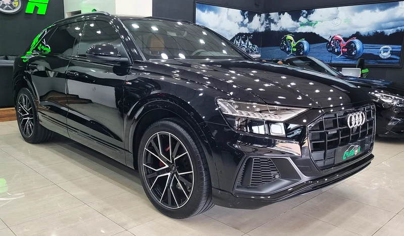 AUDI Q8 S-LINE 2021 GCC IN IMMACULATE CONDITION63151402350081113