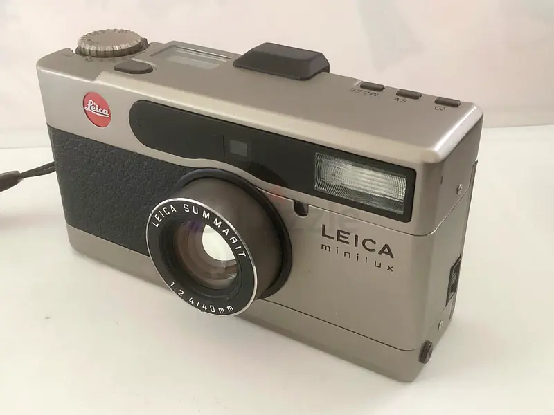Leica Minilux 35mm Summarit 12.4 40mm Titanium Rare