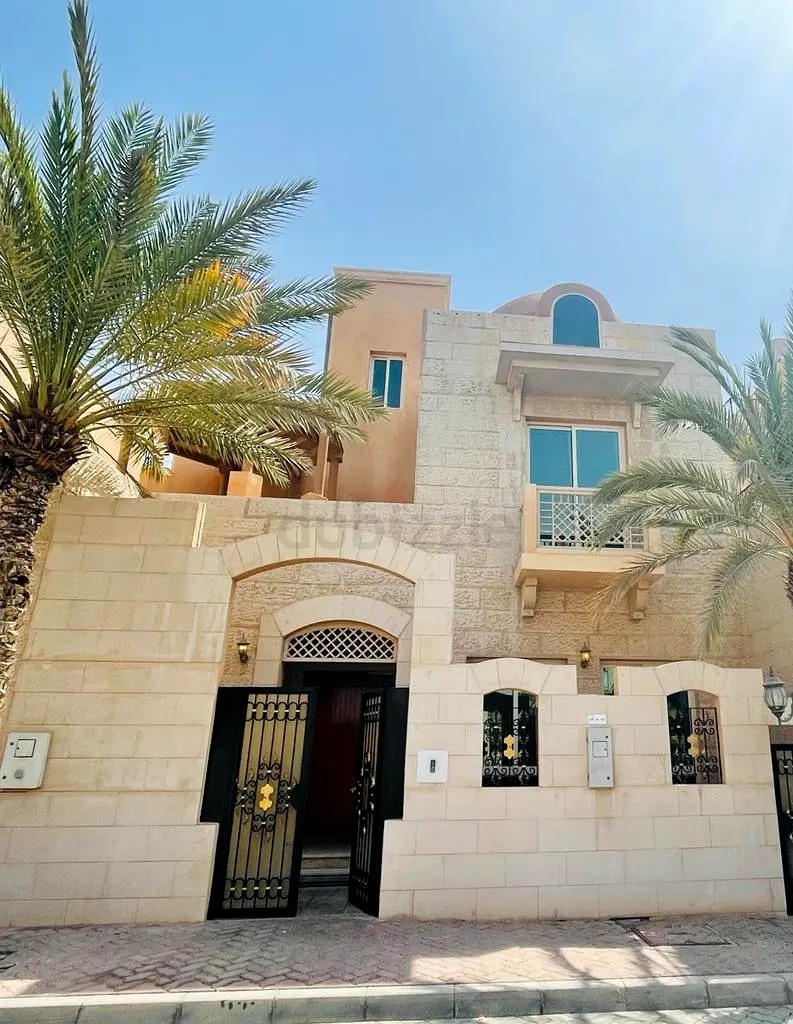 Villa Mushrif Garden ,4bhk ,Owner Direct Abu Dhabi