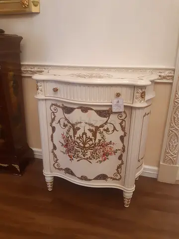 Door chest classic design furniture