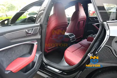 صورة مصغرة 18 لـ 2022 AUDI S7