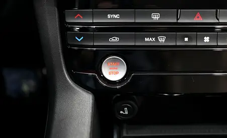 2019 Jaguar F-PACE 缩略图 13