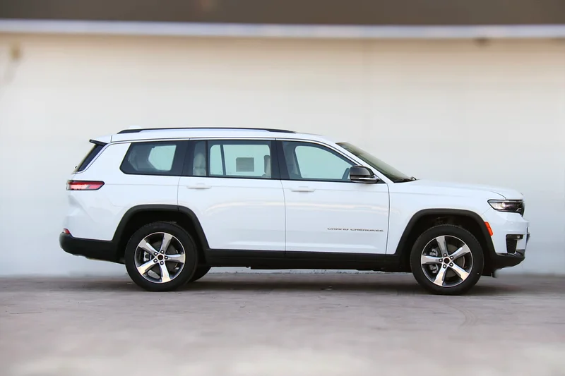 جراند تشيروكى (دبليو إل) ليميتد 4X4 سعة 3.6 لتر V6 2021 - للتصدير63172197090690113