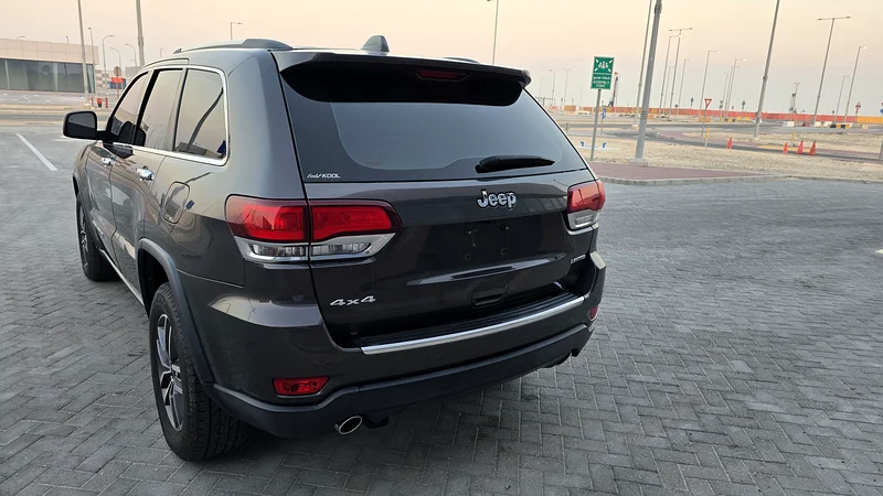 جيب شيروكي ليمتد 202063171296799361112