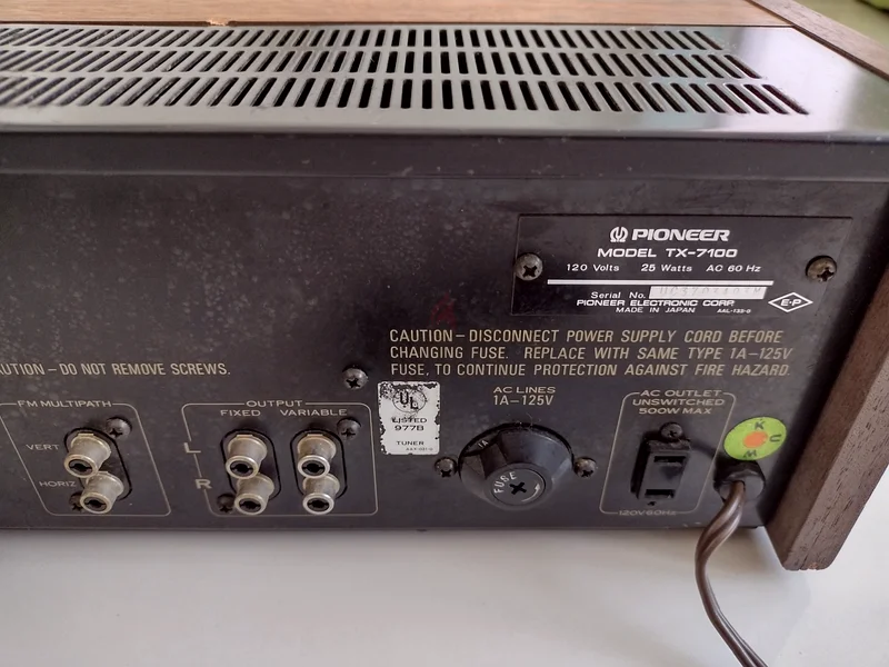Vintage Pioneer TX-7100 Stereo Tuner63264089232258113