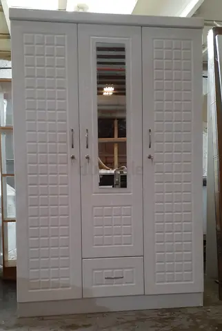 THREE DOOR WHITE CABNET (NEW) FOR SALE