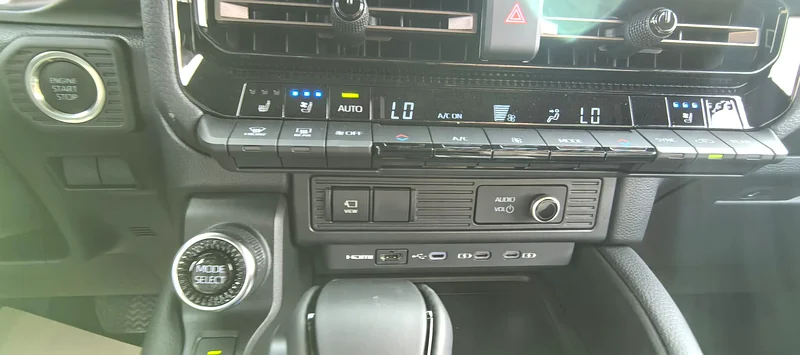 2024 Toyota Prado Adventure 2.4L 4-Cyl Turbo Petrol A/T 4WD Only For Export63165696122369114