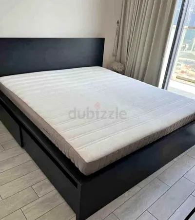 IKEA malam king size 180/200bed with IKEA mattress and 2 storage drawers underneath