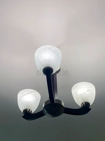 مصابيح اضاءة