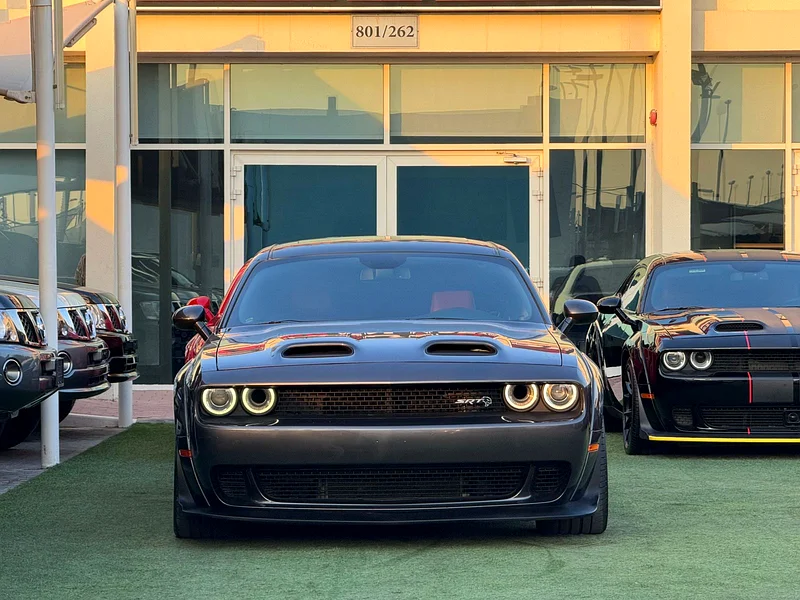 DODGE CHALLENGER SRT HELLCAT WIDE BODY 717 HP 2019 GCC FULL SERVICE HISTORY63173488712962112