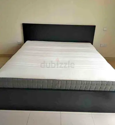 IKEA Malam king size bed 180/200cm bed with 2 storage drawers underneath and Ikea mattress