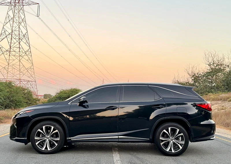 LEXUS RX350L ( 7 seats ) / 2018 / GCC / Top Option63226216884225113