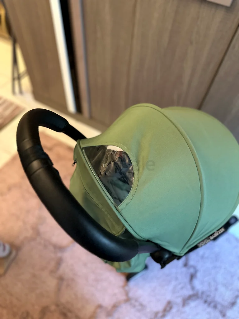 Yoyo 2 stroller perfect condition as new with newborn pack628647108450591116