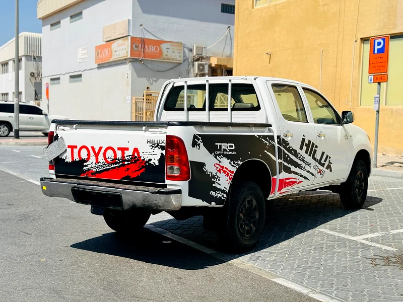 Toyota Hilux // DIESEL engine // Model 2007, 2008, 2009, 2010,2013, 2015 All Diesel // 4Wd Drive //63165694804354113